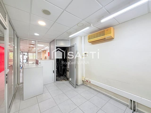 Biuro na sprzedaż w Sant Andreu de la Barca - 315 000 € (Ref: 9714825)