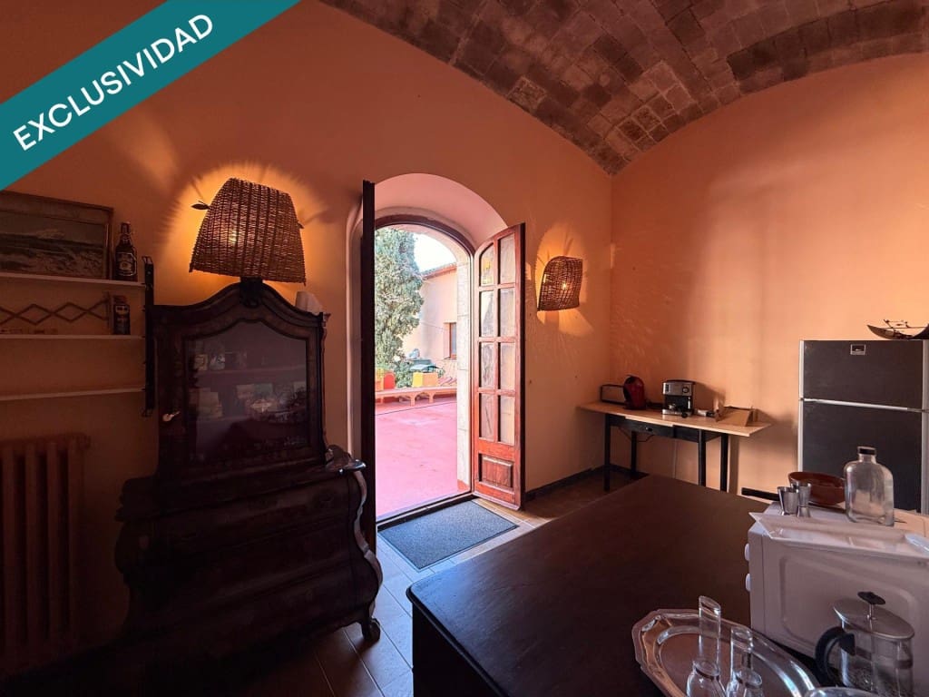 Büro zu verkaufen in Darnius - 2.970.000 € (Ref: 9714827)