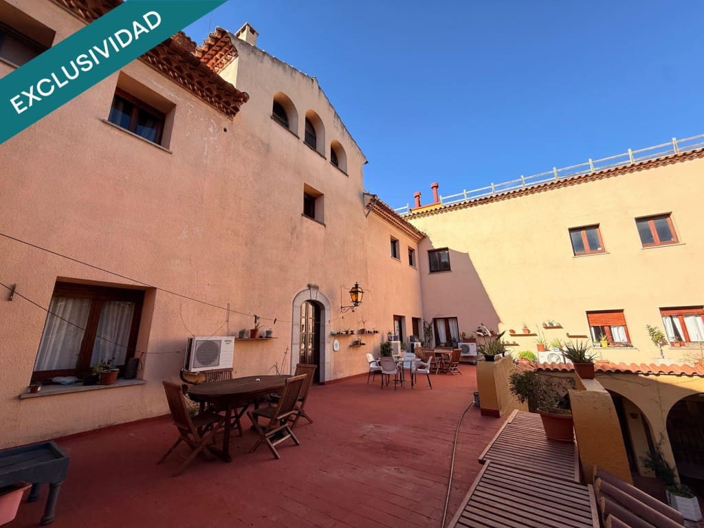 Büro zu verkaufen in Darnius - 2.970.000 € (Ref: 9714827)