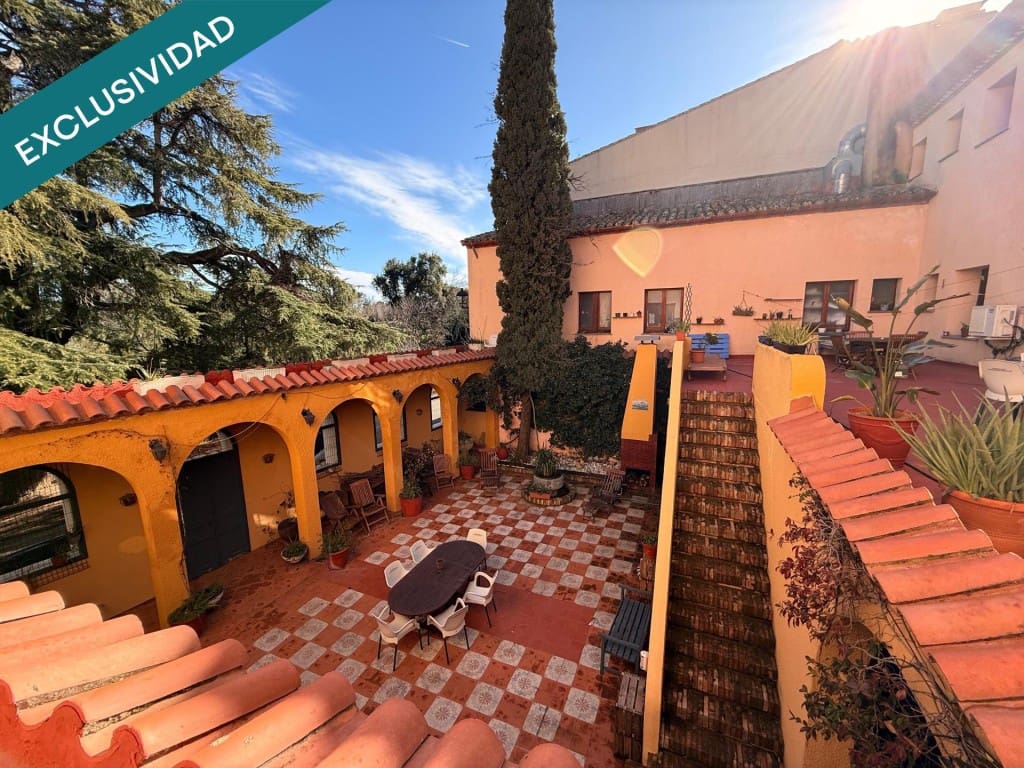 Büro zu verkaufen in Darnius - 2.970.000 € (Ref: 9714827)