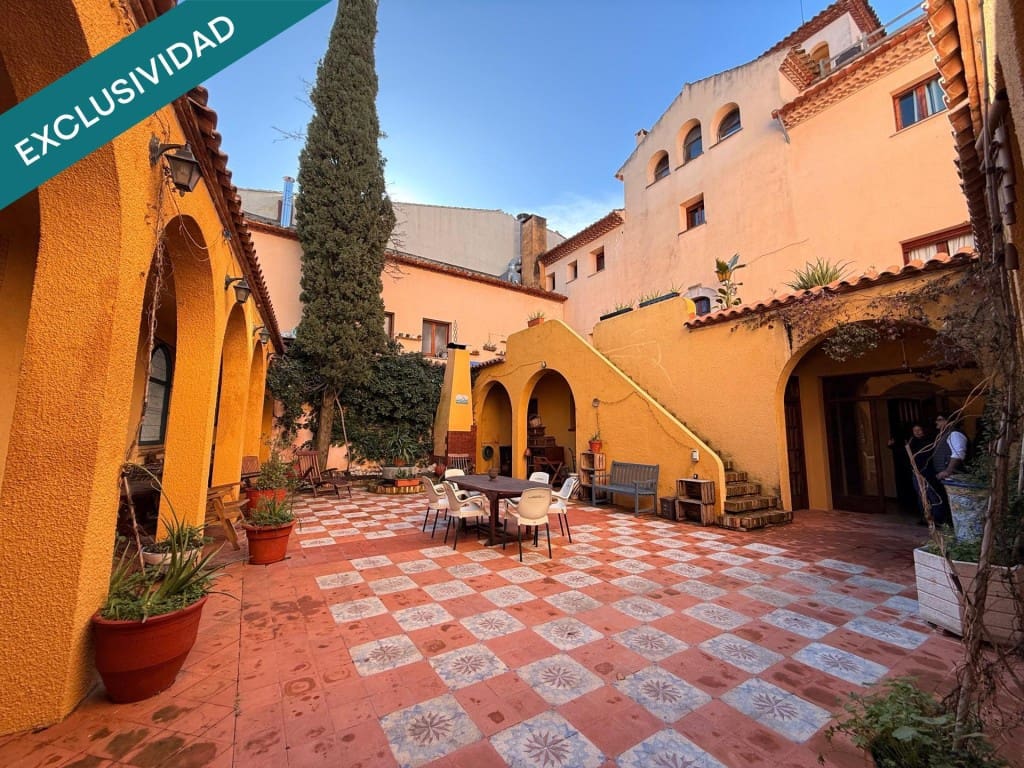 Büro zu verkaufen in Darnius - 2.970.000 € (Ref: 9714827)