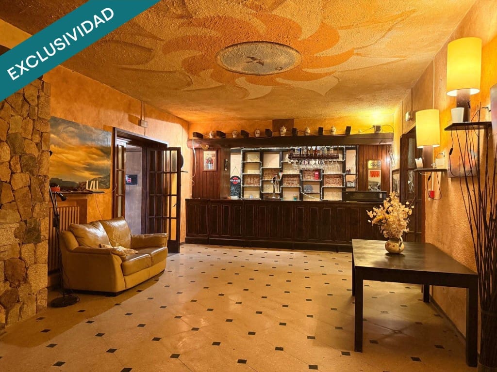 Büro zu verkaufen in Darnius - 2.970.000 € (Ref: 9714827)