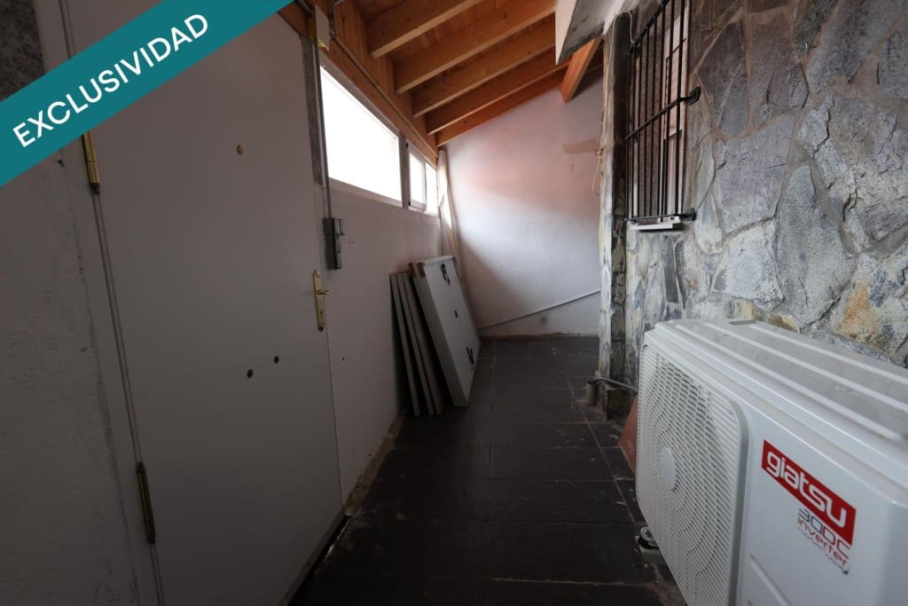 2 bedroom Terraced Villa for sale in Molinaseca - € 55,000 (Ref: 9714828)