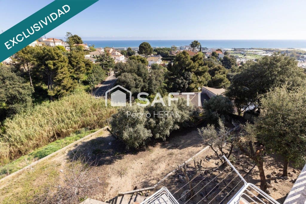 4 soveværelse Villa til salg i Santa Susanna med swimmingpool garage - € 995.000 (Ref: 9719799)