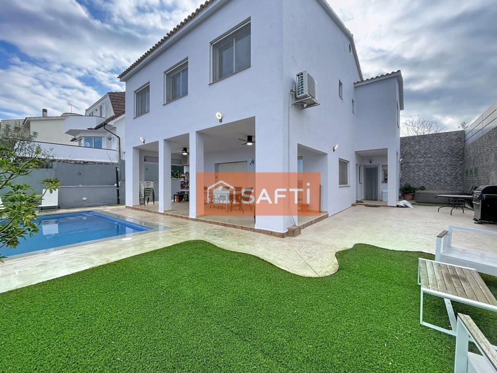 5 bedroom Villa for sale in Pacs del Penedes with pool garage - € 450,000 (Ref: 9719801)