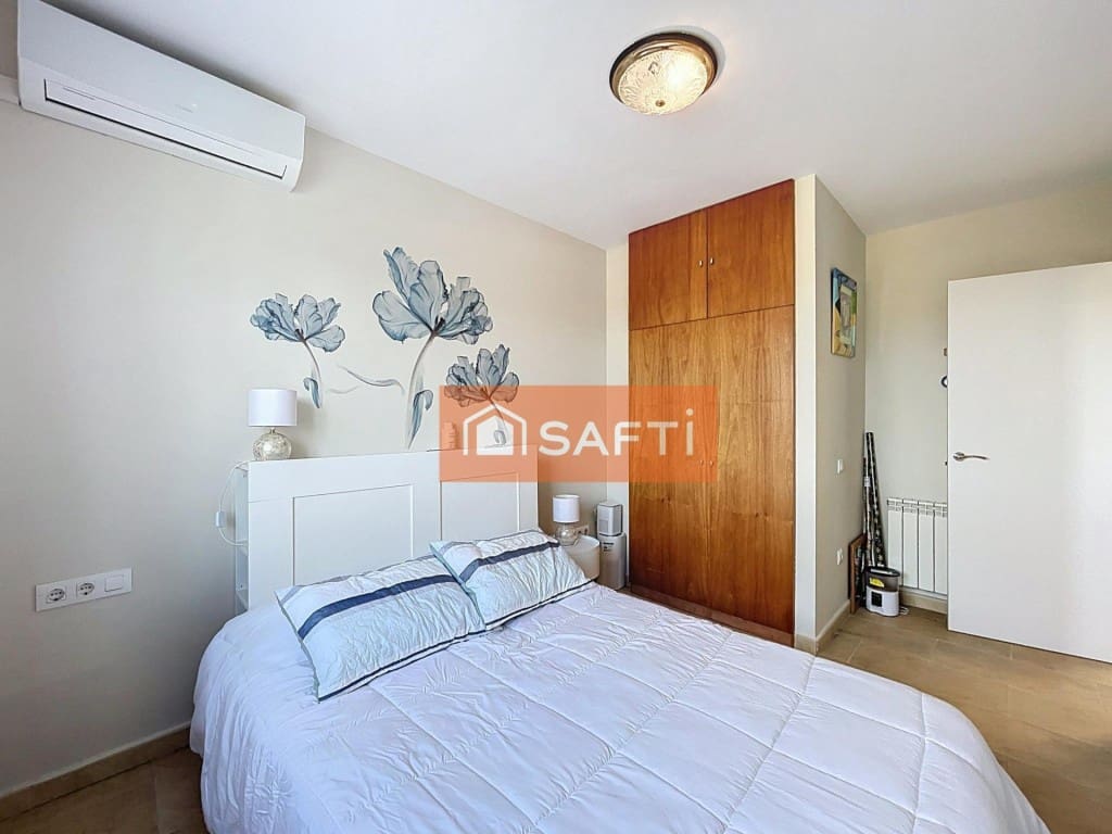 5 bedroom Villa for sale in Pacs del Penedes with pool garage - € 450,000 (Ref: 9719801)