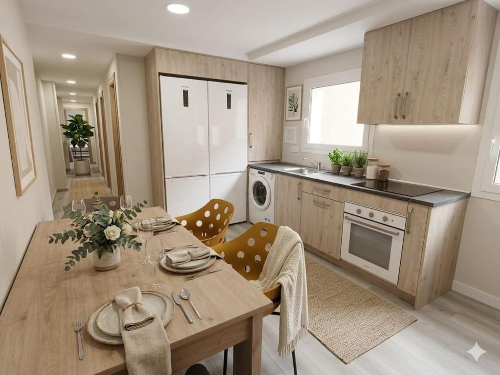 4 bedroom Apartment for sale in Huesca city - € 220,000 (Ref: 9719802)