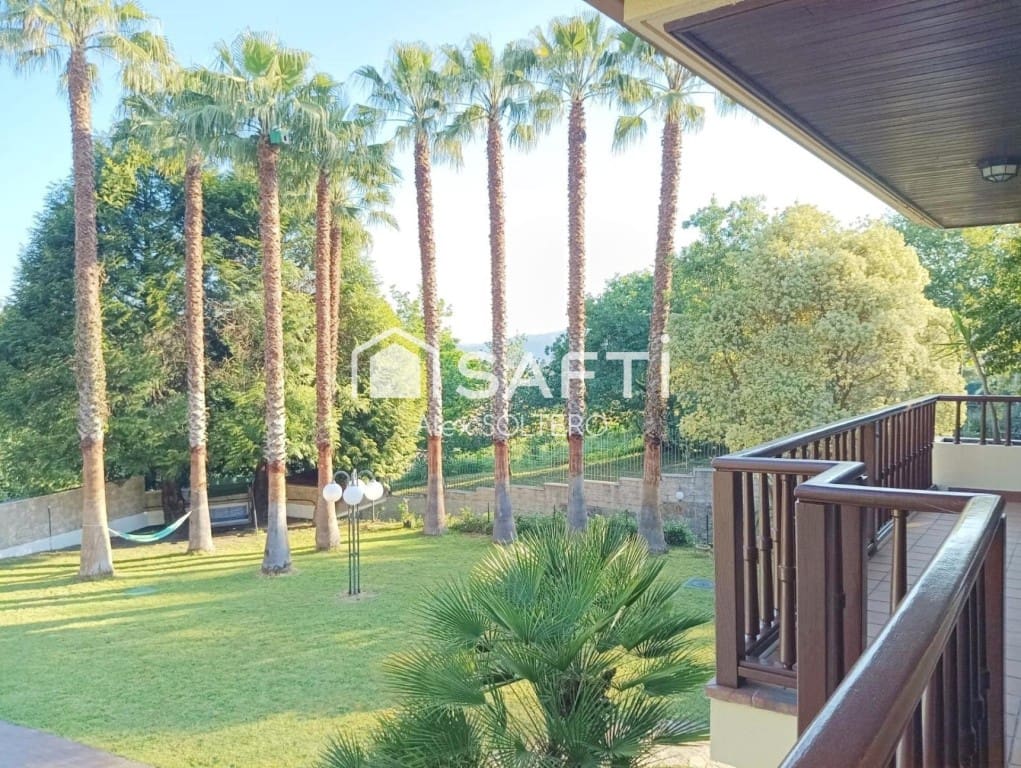 6 bedroom Villa for sale in Gondomar with pool garage - € 695,000 (Ref: 9719805)