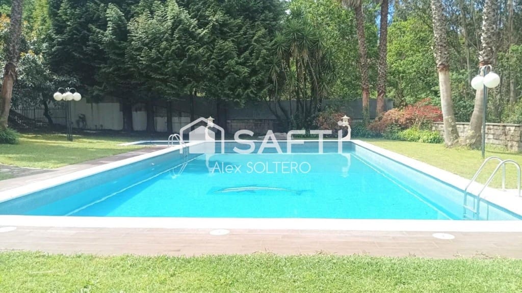6 bedroom Villa for sale in Gondomar with pool garage - € 695,000 (Ref: 9719805)