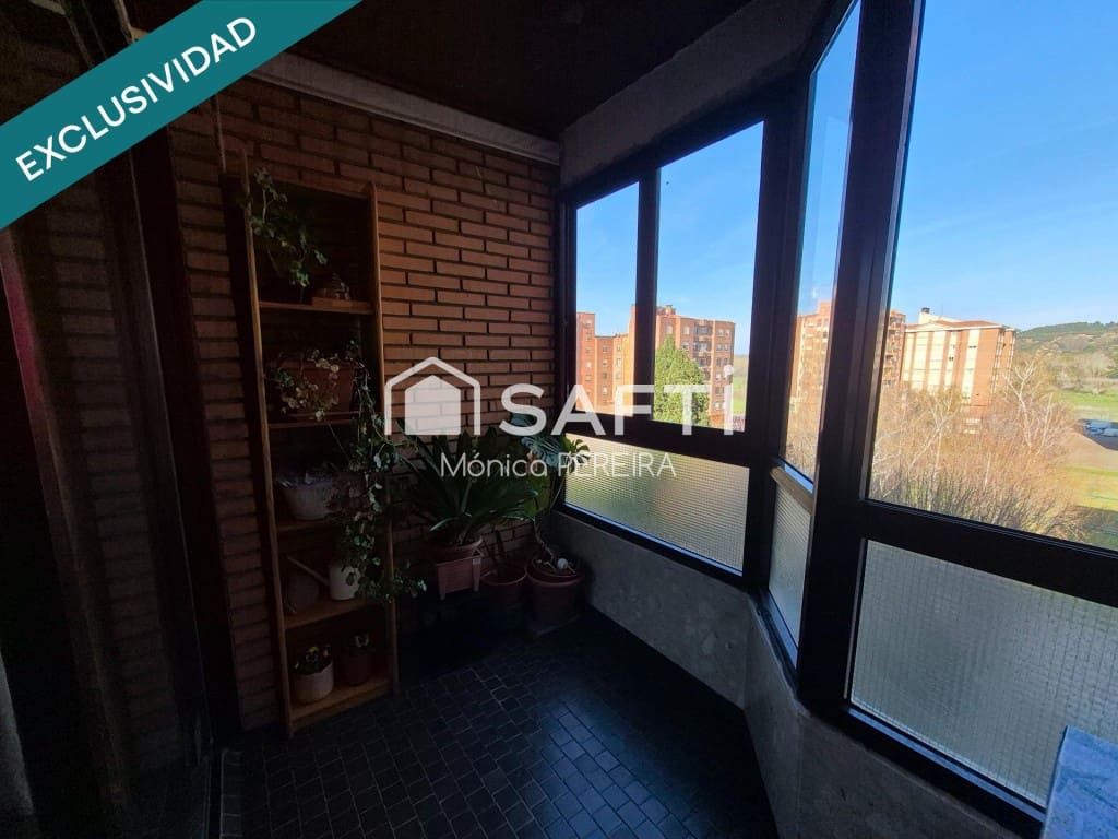 3 bedroom Apartment for sale in Leon city with garage - € 225,000 (Ref: 9719806)