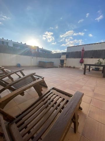 1 bedroom Apartment for sale in Badalona with garage - € 279,000 (Ref: 9719809)