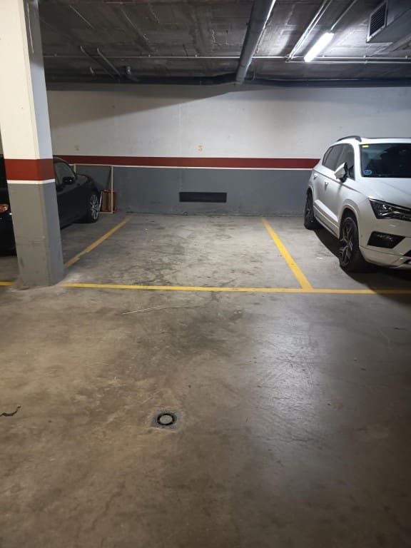 1 bedroom Apartment for sale in Badalona with garage - € 279,000 (Ref: 9719809)