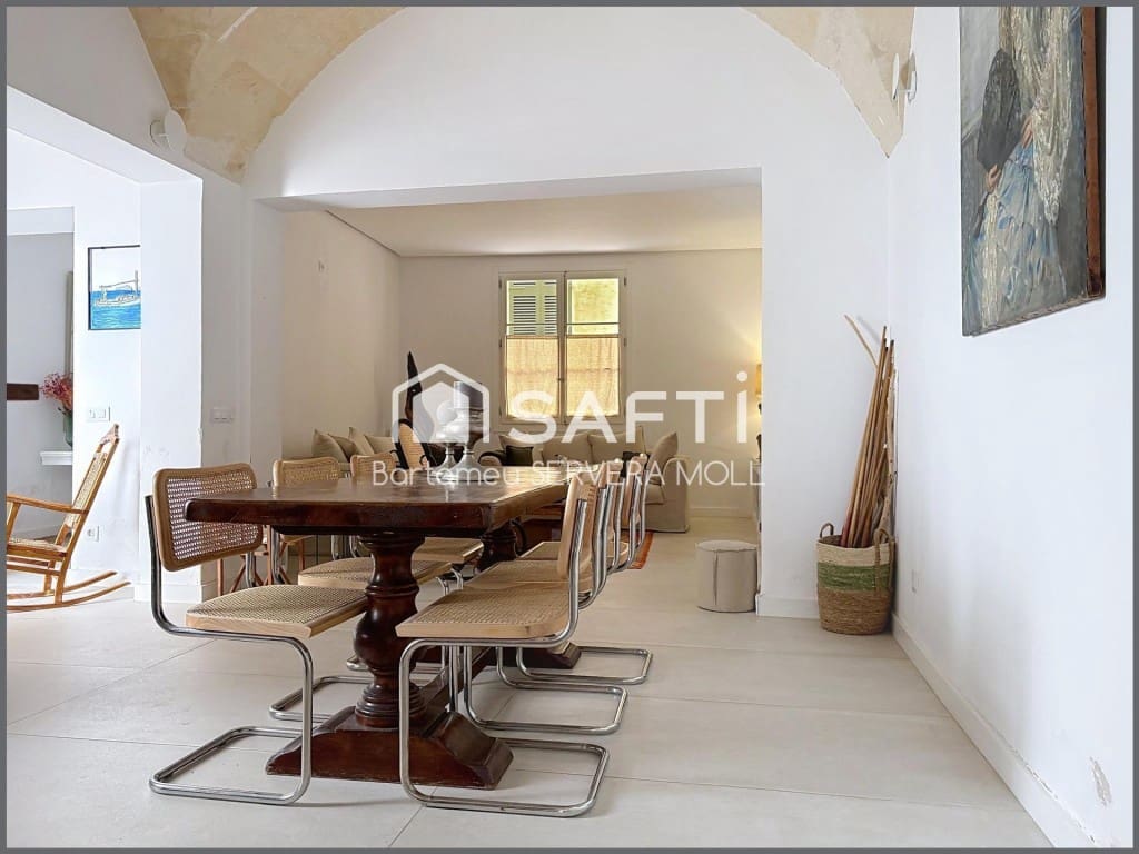 3 Zimmer Villa zu verkaufen in Ciutadella de Menorca mit Pool - 1.285.000 € (Ref: 9721535)