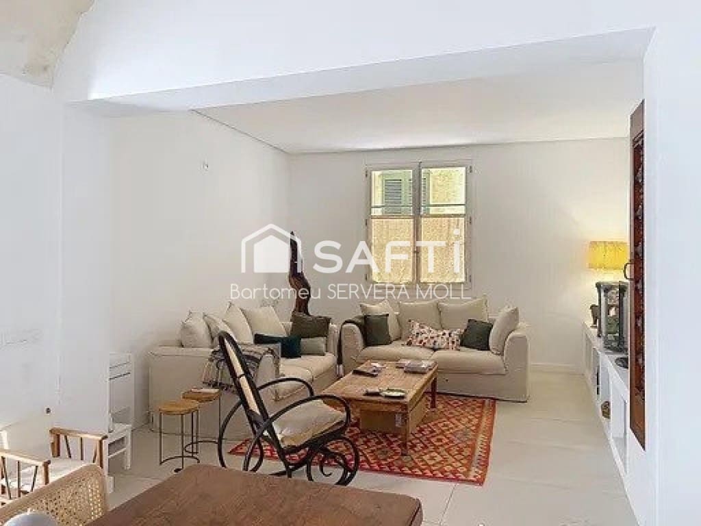 3 Zimmer Villa zu verkaufen in Ciutadella de Menorca mit Pool - 1.285.000 € (Ref: 9721535)