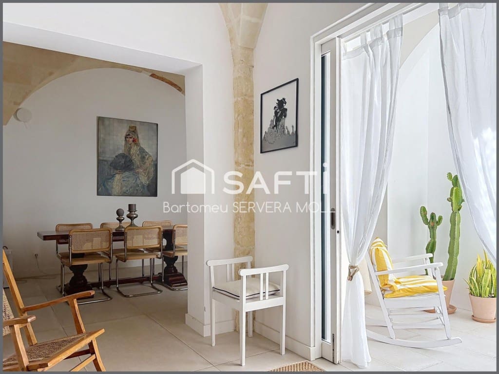 3 Zimmer Villa zu verkaufen in Ciutadella de Menorca mit Pool - 1.285.000 € (Ref: 9721535)