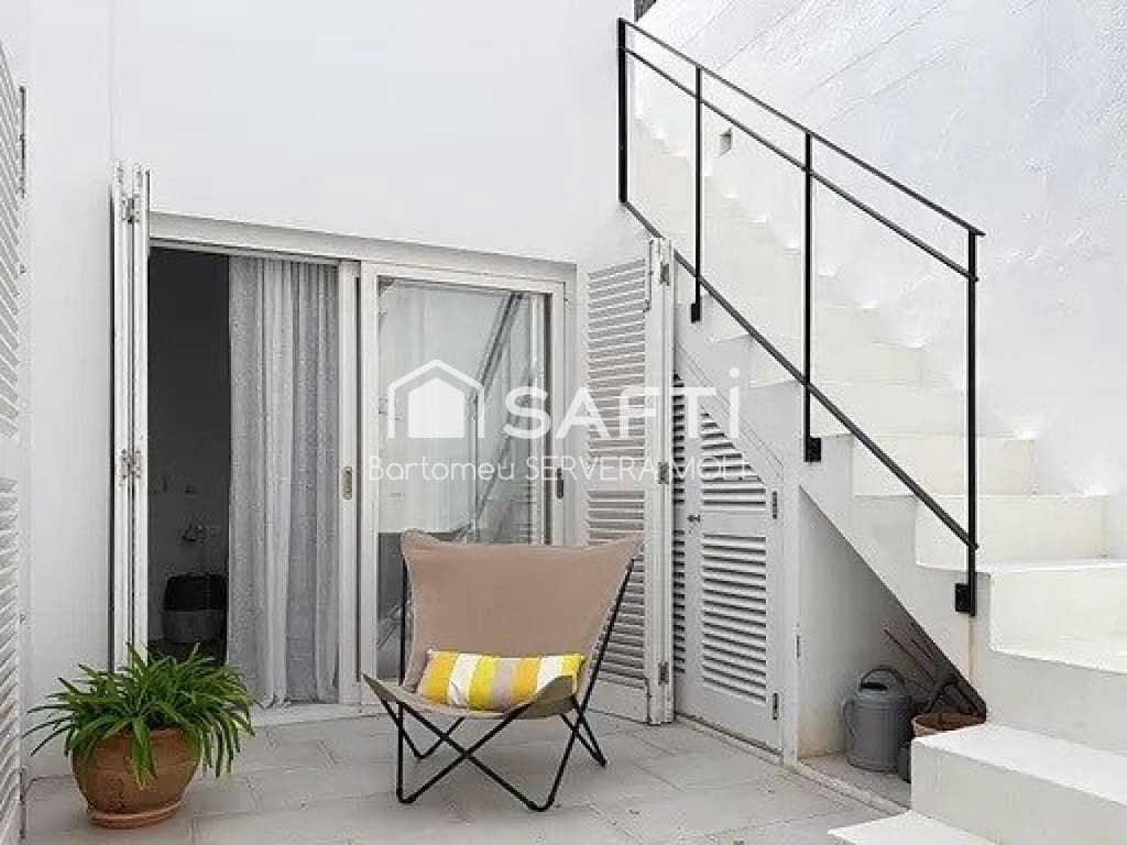 3 Zimmer Villa zu verkaufen in Ciutadella de Menorca mit Pool - 1.285.000 € (Ref: 9721535)