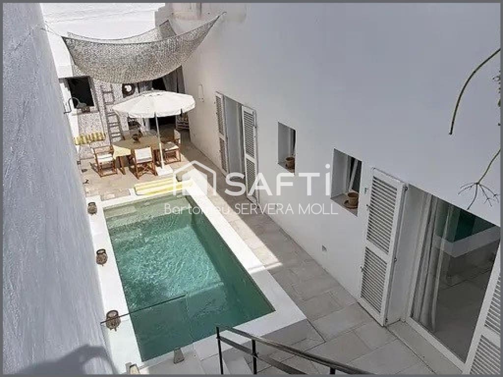 3 Zimmer Villa zu verkaufen in Ciutadella de Menorca mit Pool - 1.285.000 € (Ref: 9721535)