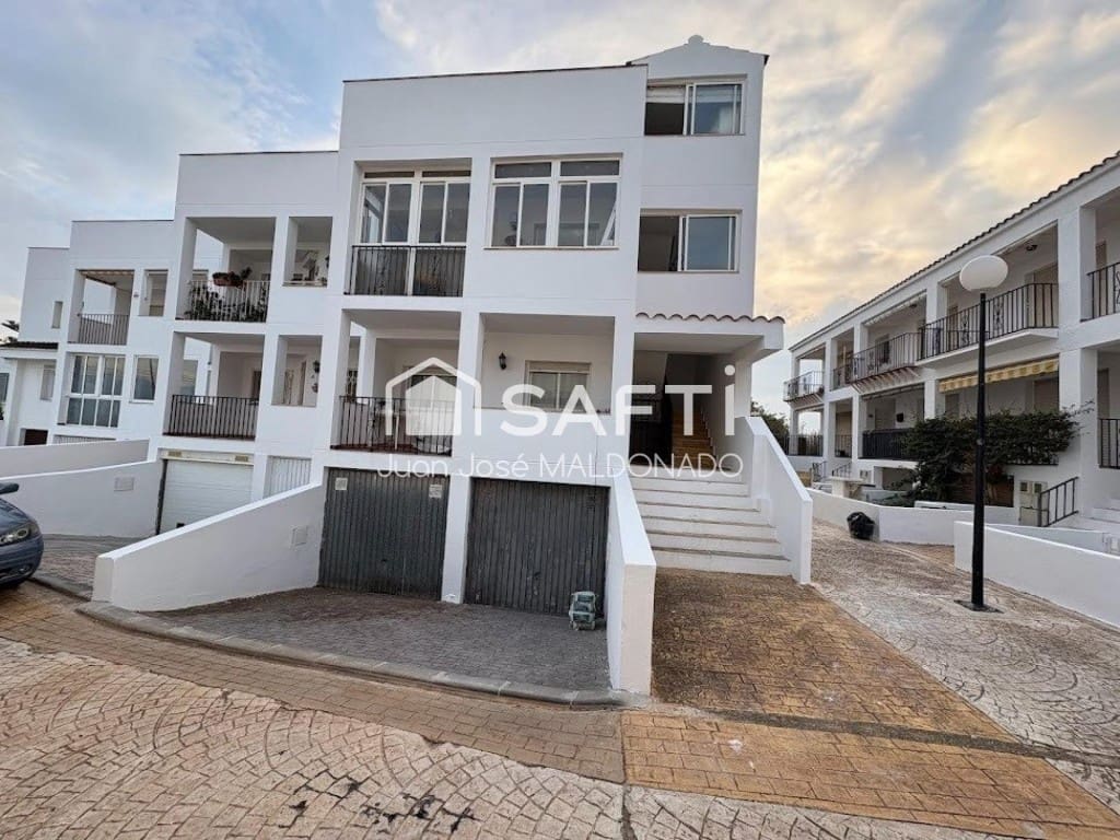 2 soverom Rekkehus til salgs i Vinaros med svømmebasseng garasje - € 175 000 (Ref: 9721538)