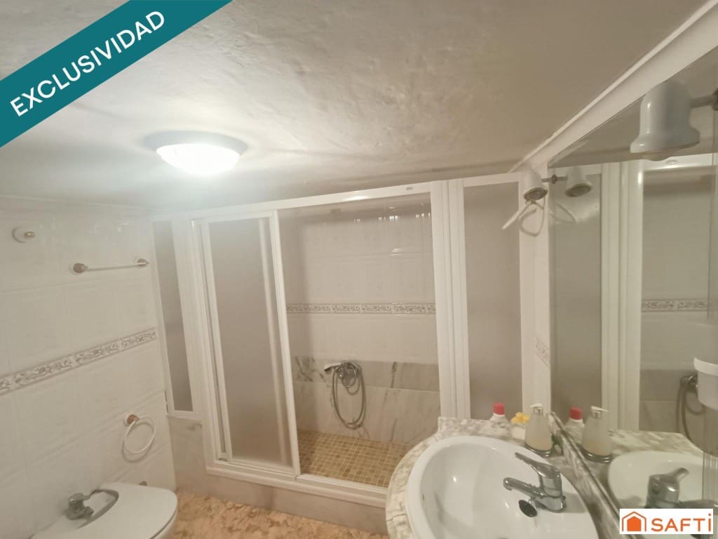 11 bedroom Terraced Villa for sale in Villarta de San Juan with garage - € 169,000 (Ref: 9721539)