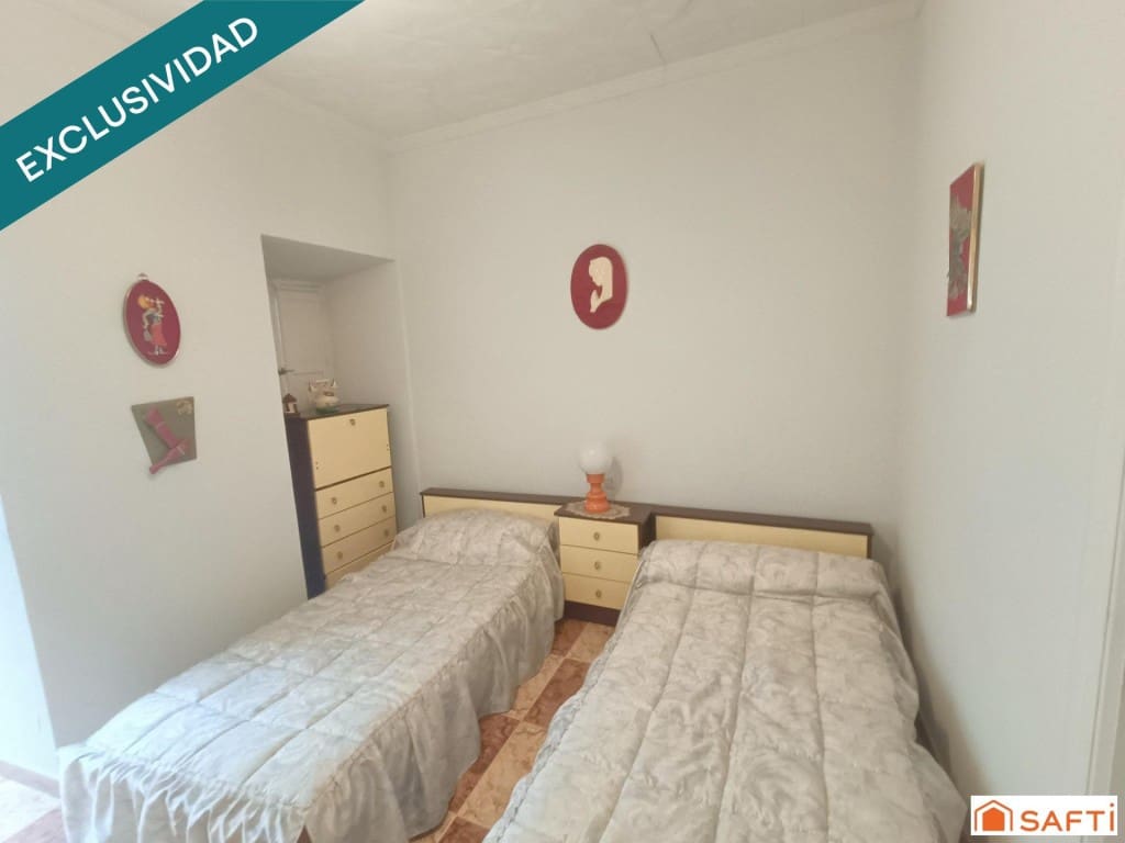 11 bedroom Terraced Villa for sale in Villarta de San Juan with garage - € 169,000 (Ref: 9721539)