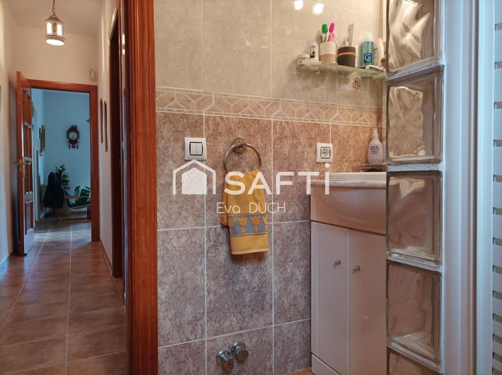 4 bedroom Villa for sale in Macanet de la Selva with pool garage - € 253,000 (Ref: 9721540)