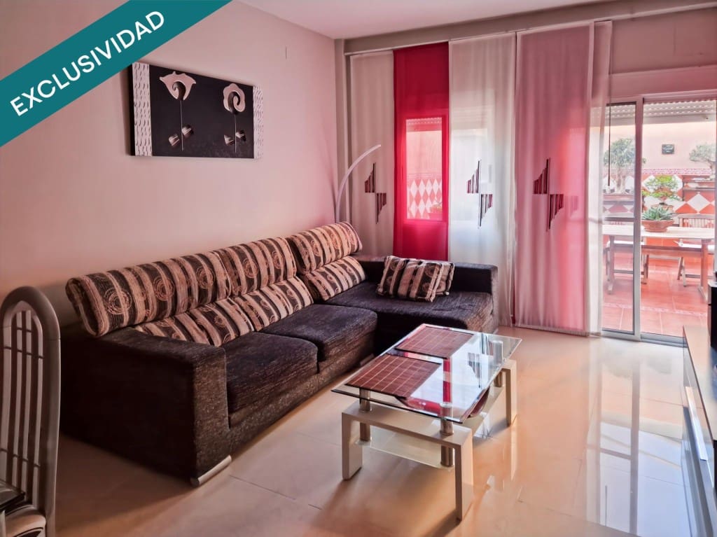 4 soveværelse Rækkehus til salg i Moncada med garage - € 375.000 (Ref: 9721541)