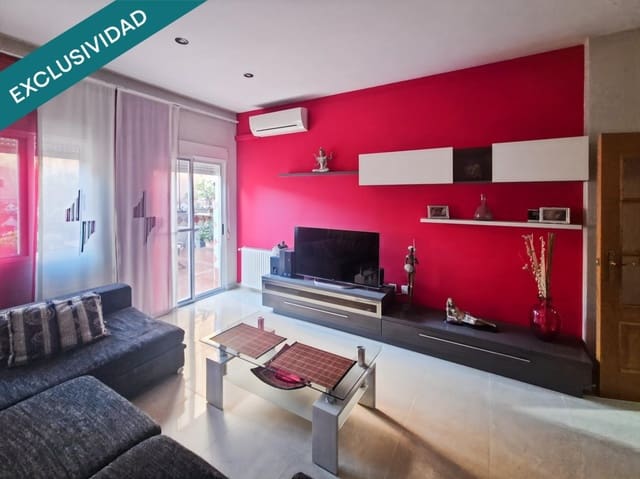 4 soveværelse Rækkehus til salg i Moncada med garage - € 375.000 (Ref: 9721541)