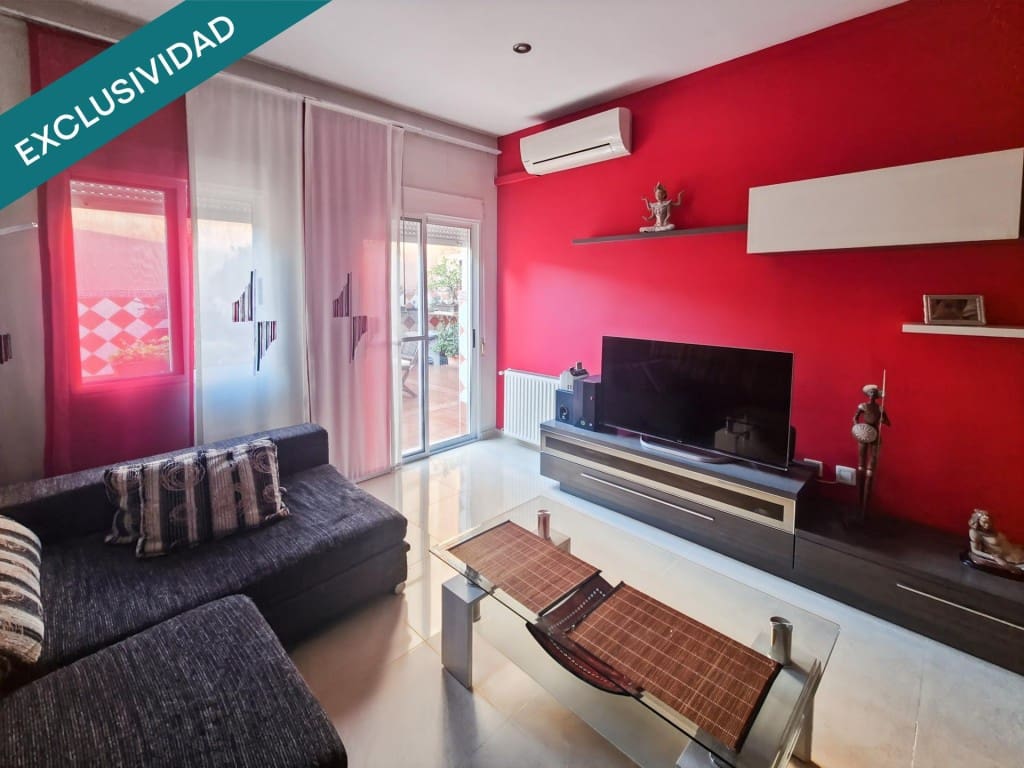 4 soveværelse Rækkehus til salg i Moncada med garage - € 375.000 (Ref: 9721541)