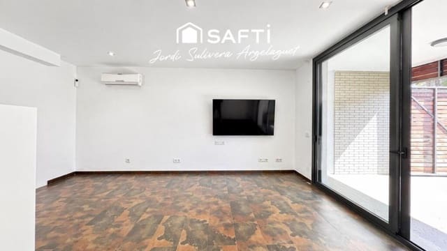 3 makuuhuone Rivitalo myytävänä paikassa L'Escala mukana uima-altaan - 430 000 € (Ref: 9721542)