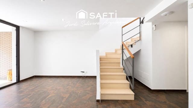 3 makuuhuone Rivitalo myytävänä paikassa L'Escala mukana uima-altaan - 430 000 € (Ref: 9721542)