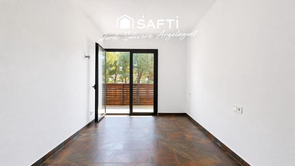 3 bedroom Terraced Villa for sale in L'Escala with pool - € 409,000 (Ref: 9721542)
