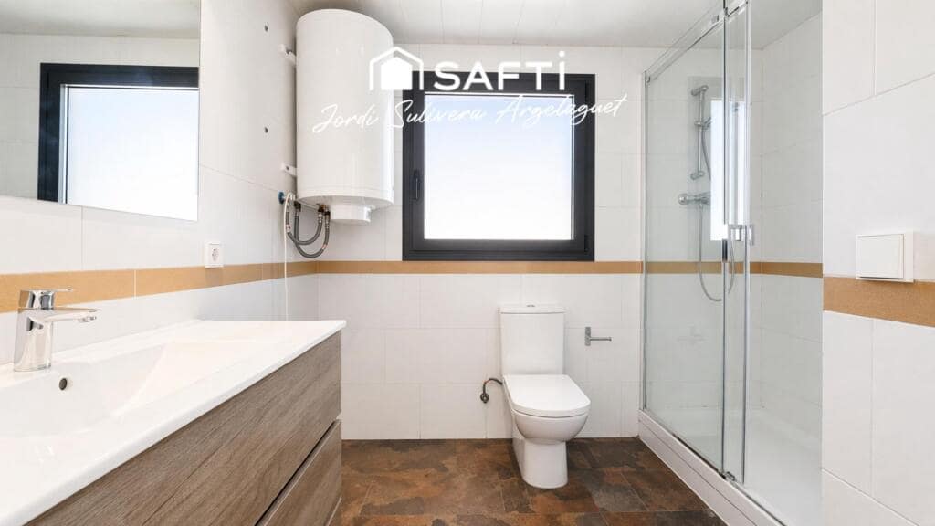 3 bedroom Terraced Villa for sale in L'Escala with pool - € 409,000 (Ref: 9721542)