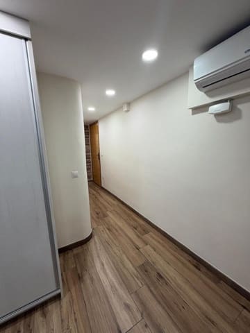 Local Commercial à vendre à La Nova Esquerra de L'Eixample, Barcelone ville - 440 000 € (Ref: 9721543)