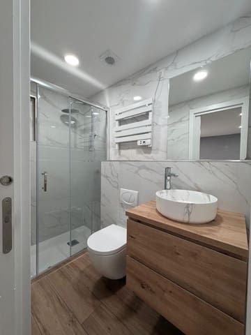 Local Commercial à vendre à La Nova Esquerra de L'Eixample, Barcelone ville - 440 000 € (Ref: 9721543)