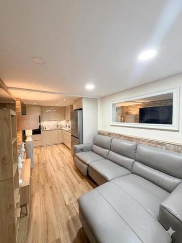 Commercieel te koop in La Nova Esquerra de L'Eixample, Barcelona stad - € 440.000 (Ref: 9721543)