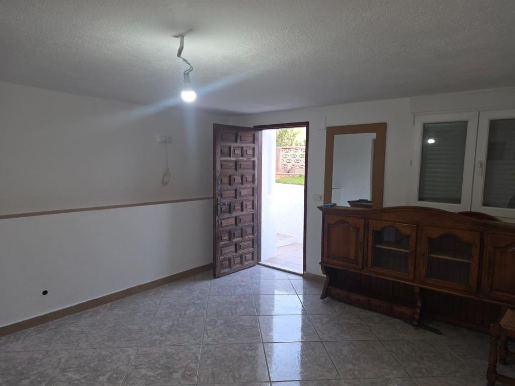 Chalet de 4 habitaciones en Vinaròs en venta con piscina garaje - 363.000 € (Ref: 9721544)