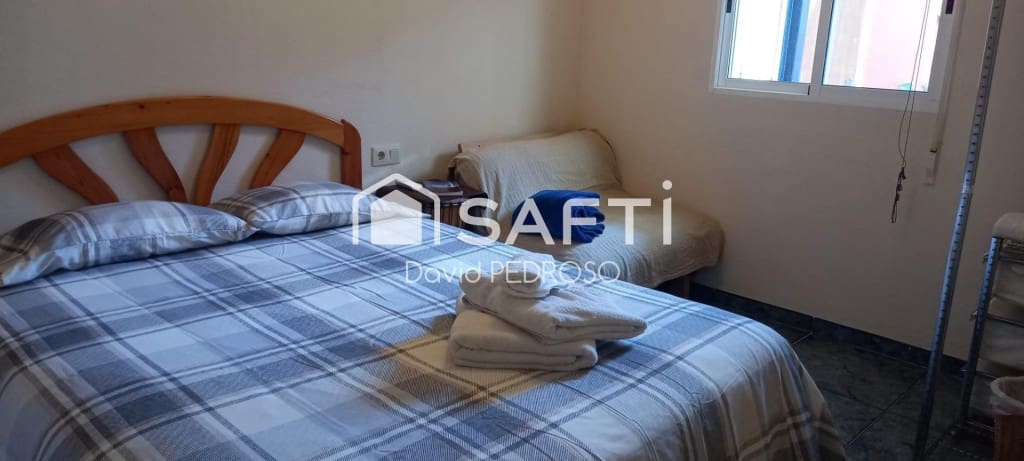 5 bedroom Villa for sale in Amposta with garage - € 260,000 (Ref: 9721545)