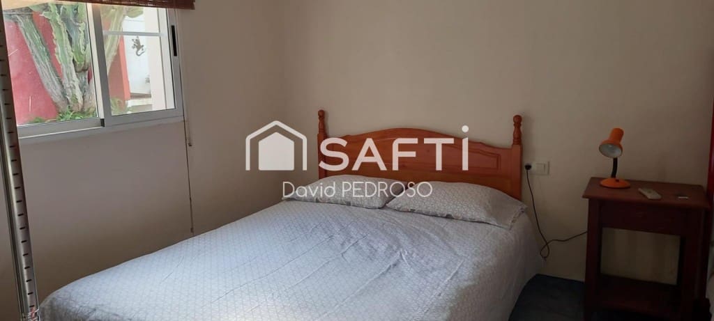 5 bedroom Villa for sale in Amposta with garage - € 260,000 (Ref: 9721545)