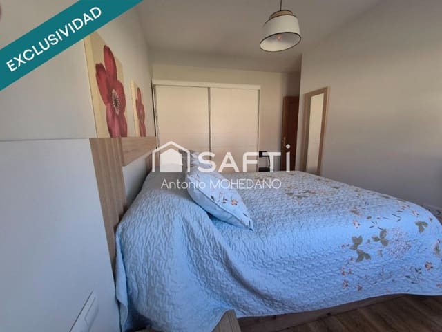 4 bedroom Villa for sale in Villamañán - € 179,000 (Ref: 9721547)