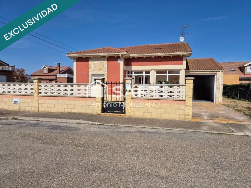 4 bedroom Villa for sale in Villamanan - € 179,000 (Ref: 9721547)
