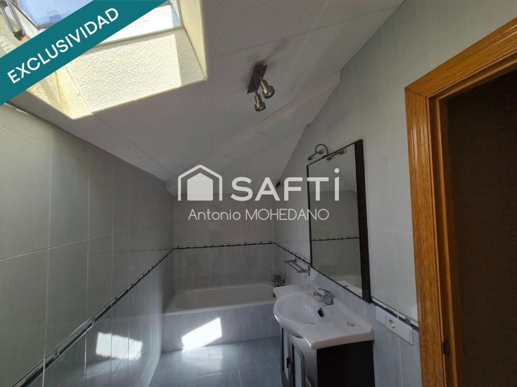 4 bedroom Villa for sale in Villamanan - € 179,000 (Ref: 9721547)