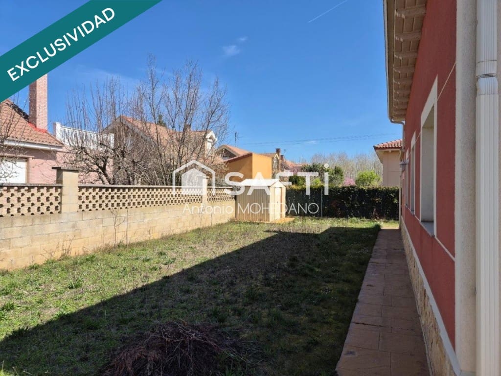 4 bedroom Villa for sale in Villamanan - € 179,000 (Ref: 9721547)