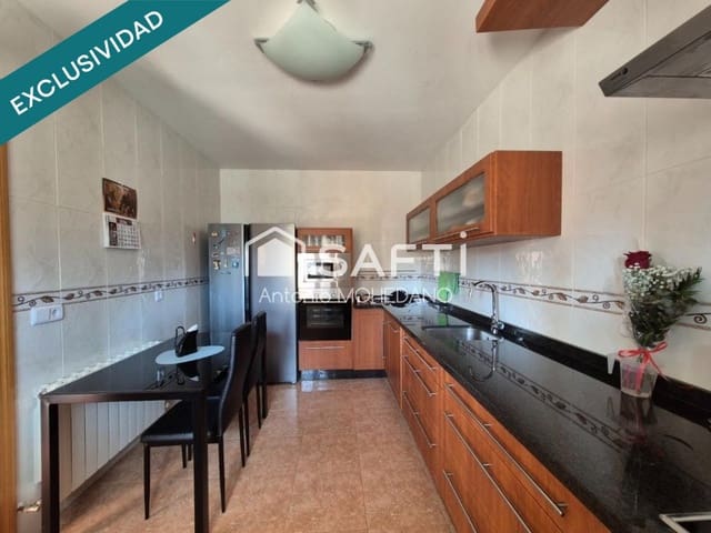 4 bedroom Villa for sale in Villamañán - € 179,000 (Ref: 9721547)