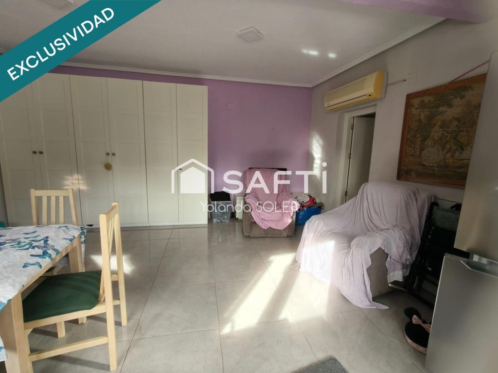 4 soverom Villa til salgs i Orihuela med svømmebasseng garasje - € 270 000 (Ref: 9721551)