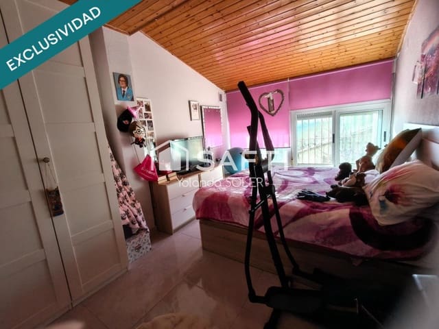 4 bedroom Villa for sale in Orihuela ciudad, Orihuela with pool garage - € 270,000 (Ref: 9721551)