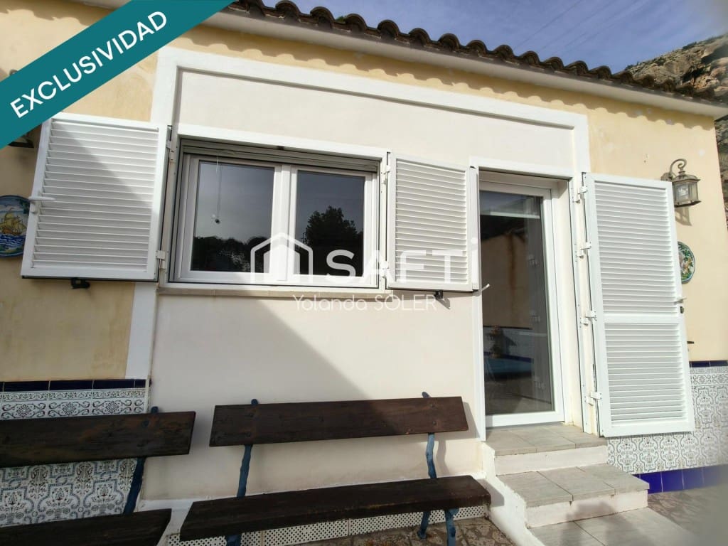 4 soverom Villa til salgs i Orihuela med svømmebasseng garasje - € 270 000 (Ref: 9721551)