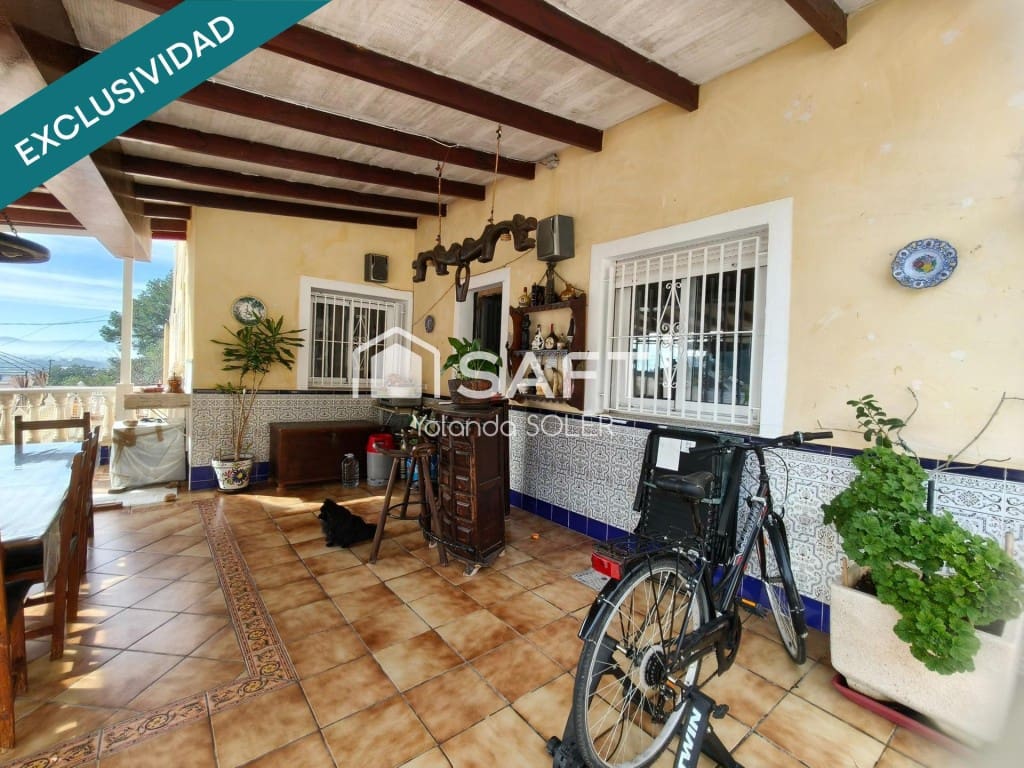 4 soverom Villa til salgs i Orihuela med svømmebasseng garasje - € 270 000 (Ref: 9721551)