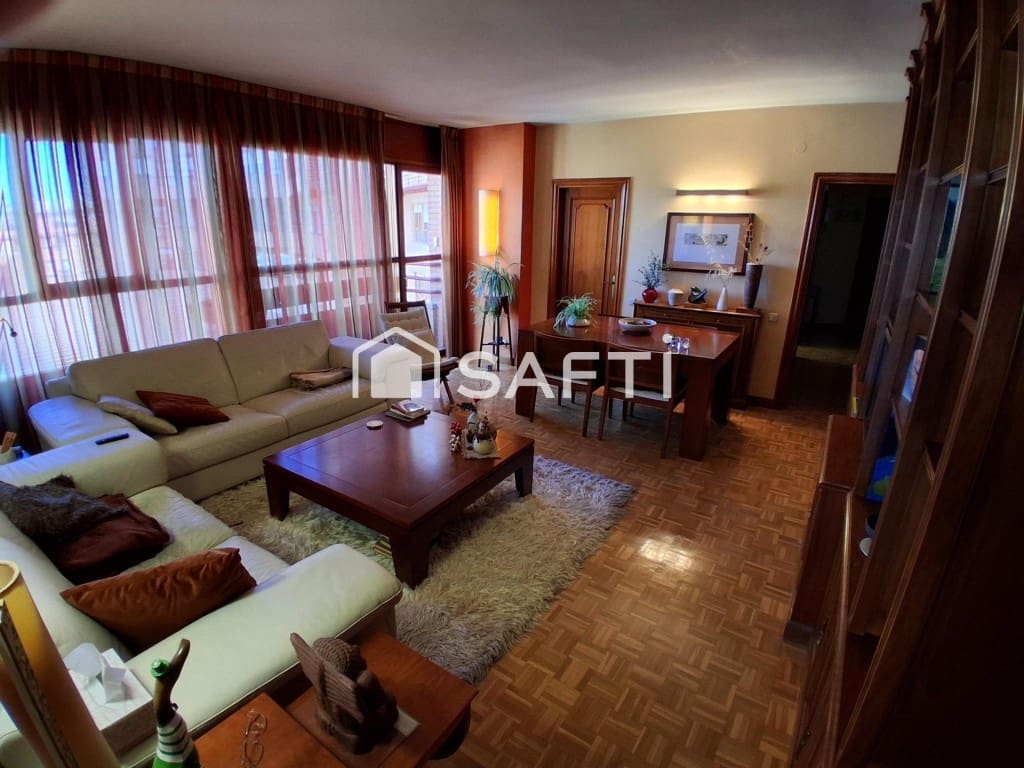 4 slaapkamer Appartement te koop in Madrid stad - € 800.000 (Ref: 9721552)