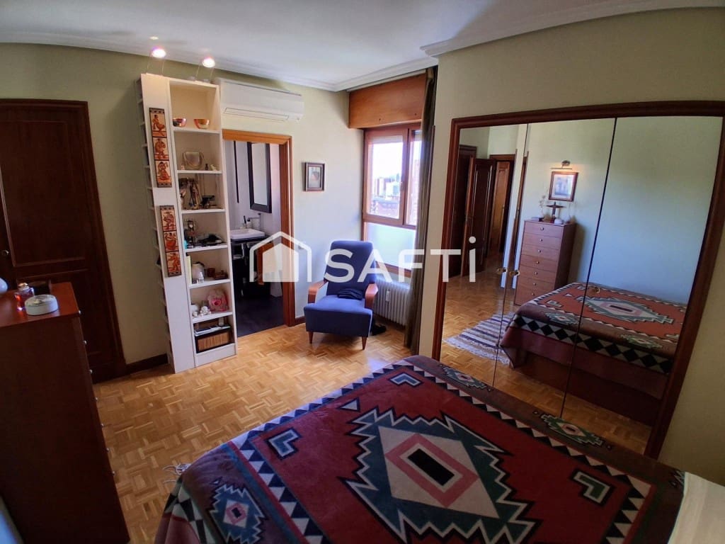 4 slaapkamer Appartement te koop in Madrid stad - € 800.000 (Ref: 9721552)
