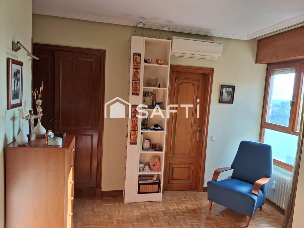 4 slaapkamer Appartement te koop in Madrid stad - € 800.000 (Ref: 9721552)